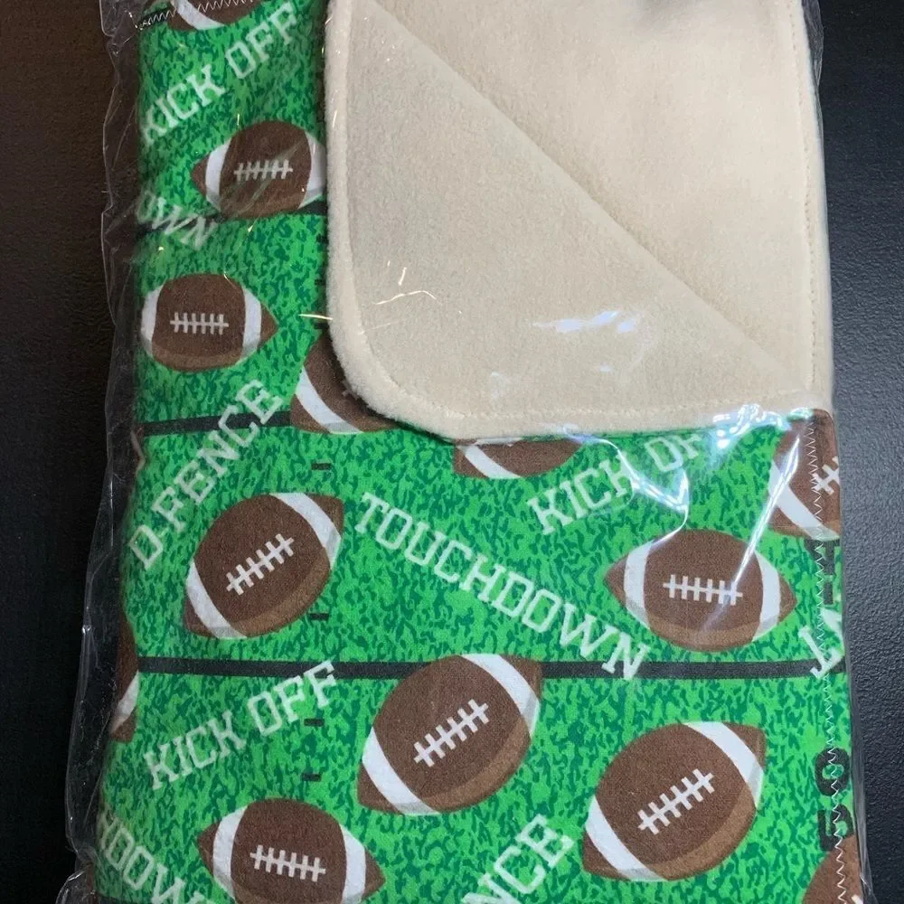 𝅺🏈👶🏼COZY Brand New Baby Blanket/ Pet Blanket🐾🐶